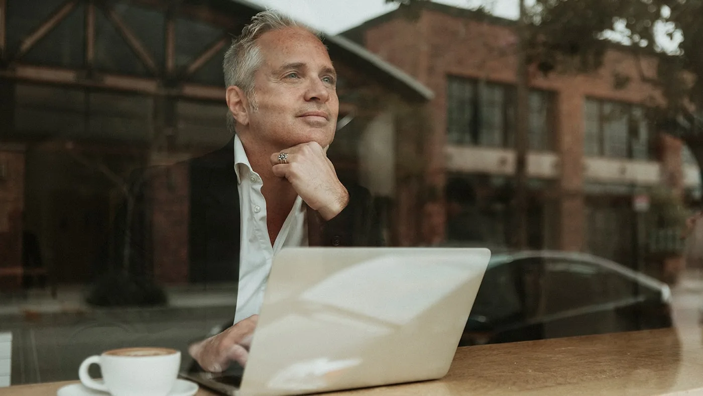 Restaurant owners optimizing his restaurant website