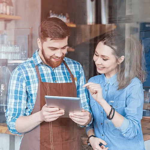 Restaurant Staff using IPAD